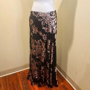 ROZ AND ALI Floral Flare Maxi skirt size L